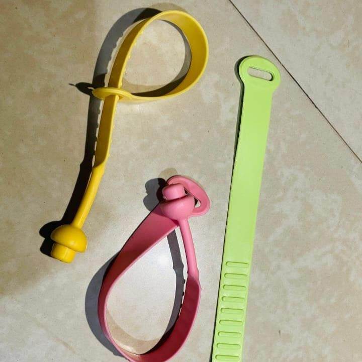 Silicone Toilet Seat Lifter Pack of 4 - ZenGoods